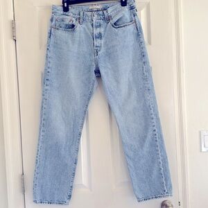 Levi’s Wedgie Straight Light Wash Jeans